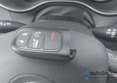 2021 Jeep Cherokee 80Th Anniversary 4X4 from USA, damaged, VIN 1C4PJMMN5MD160740